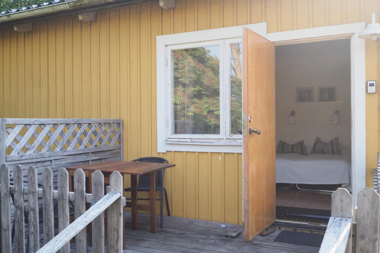 Brukshotellet Oeland - Vandrarhem Degerhamn Exterior foto