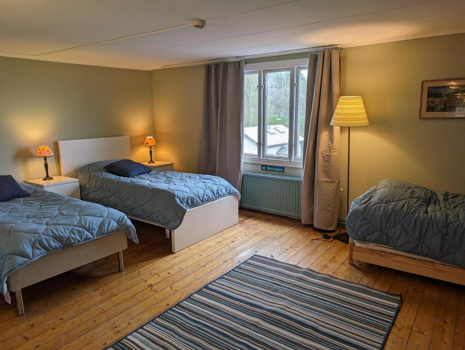Brukshotellet Oeland - Vandrarhem Degerhamn Exterior foto
